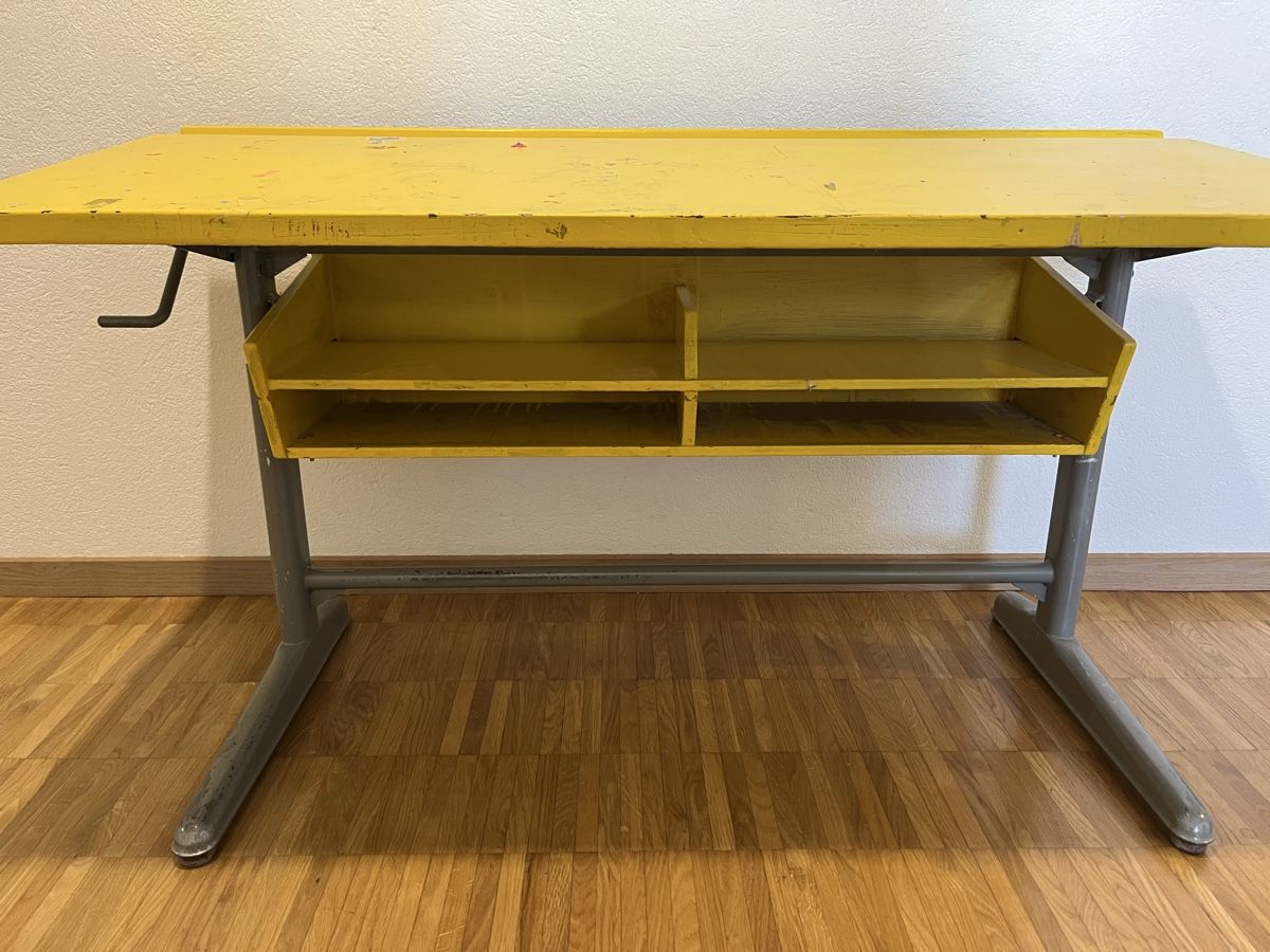 Bureaux: Kindertisch - Schulbank – D'occasion à Zürich par G-Rose 4