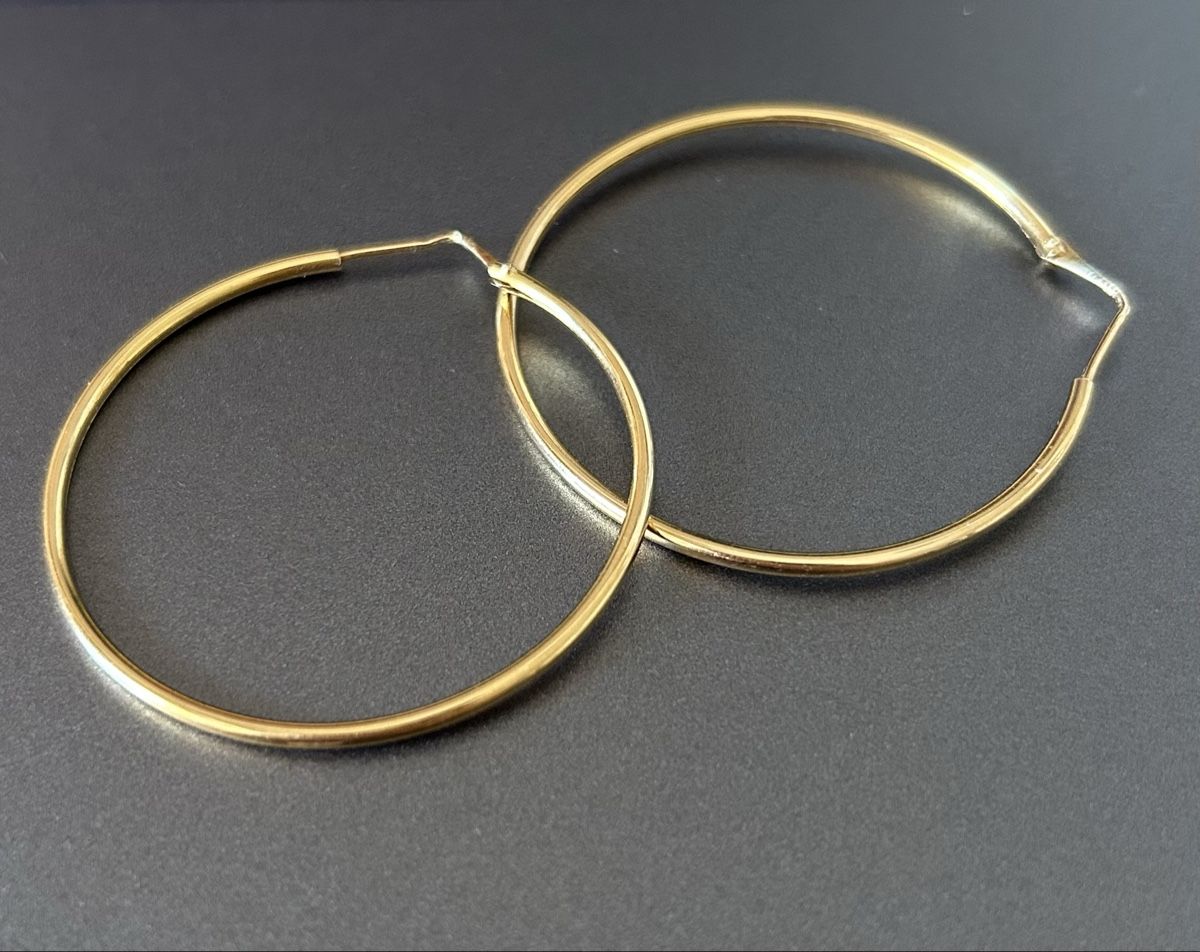 Orecchini pendenti & Orecchini a lobo: Boucles créoles en or 750 – Usato da Zürich venduto da malia.