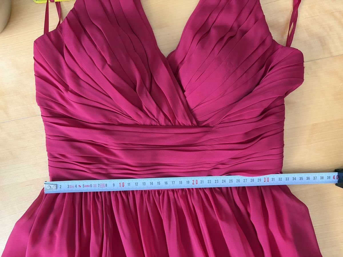 Kleider: Abendkleid Himbeerrot Grösse 36 Neckholder – Neu (gemäss Beschreibung) aus Zürich von siluku 4
