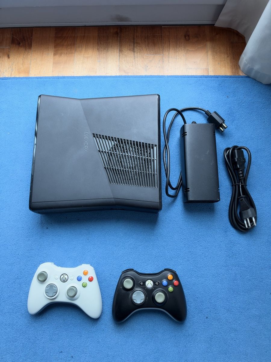 Microsoft Konsolen: XBOX 360 – Gebraucht aus Chur von GC190 1