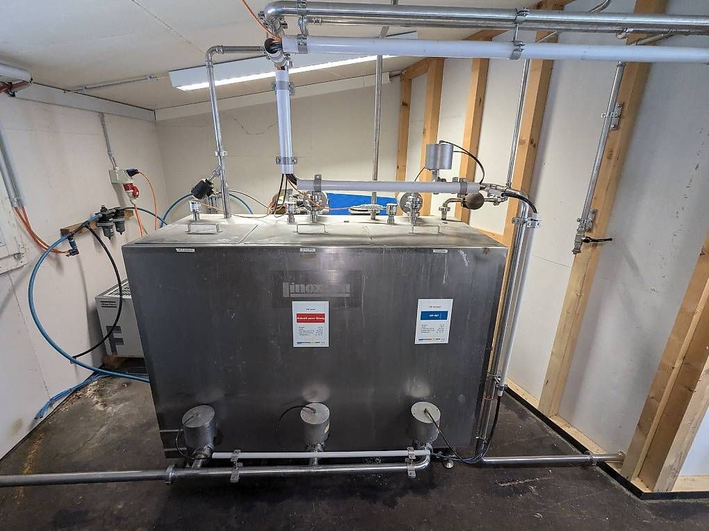 Tutte le macchine: Komplette Milchpasteurisierungsanlage 800 l/h – Usato da Uster venduto da pfister015 2