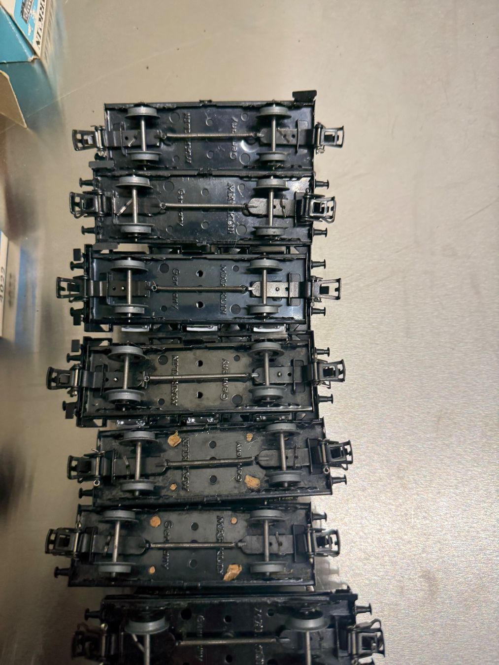 Märklin Modellini di ferrovie: Märklin H0 Personen und Güterwagen – Usato da Glattbrugg venduto da Xena2014 6