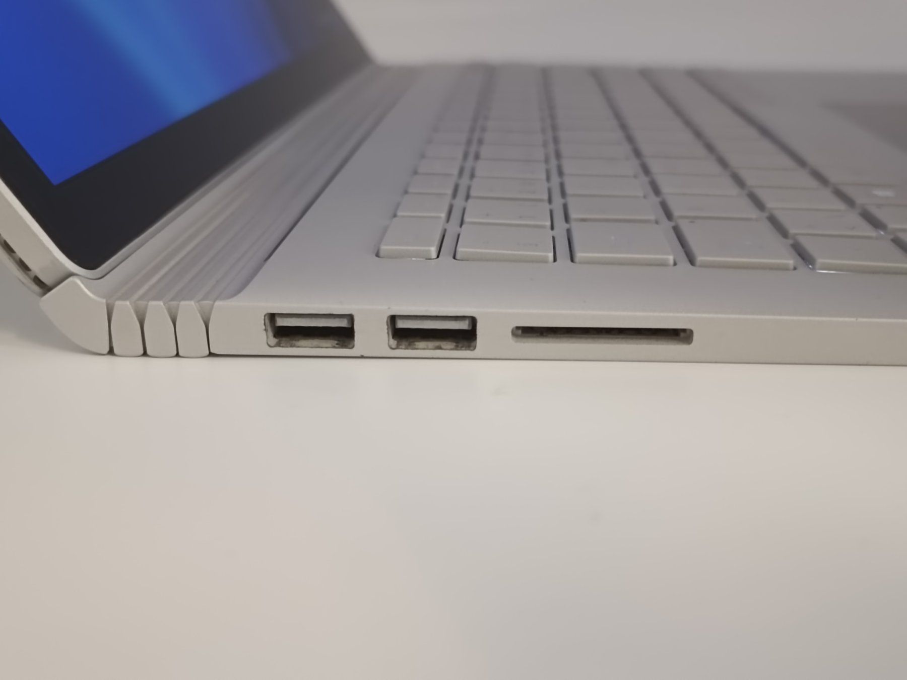 Microsoft Portables: Microsoft Surface Book – D'occasion à Schlieren par 2nd-Life 4