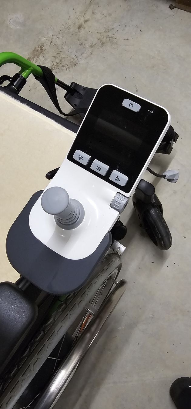 Sedie a rotelle: Invacare Rollstuhl Action 3 NG mit e-fix E35 Antrieb – Nuovo (secondo la descrizione) da Wilchingen venduto da saler65 1