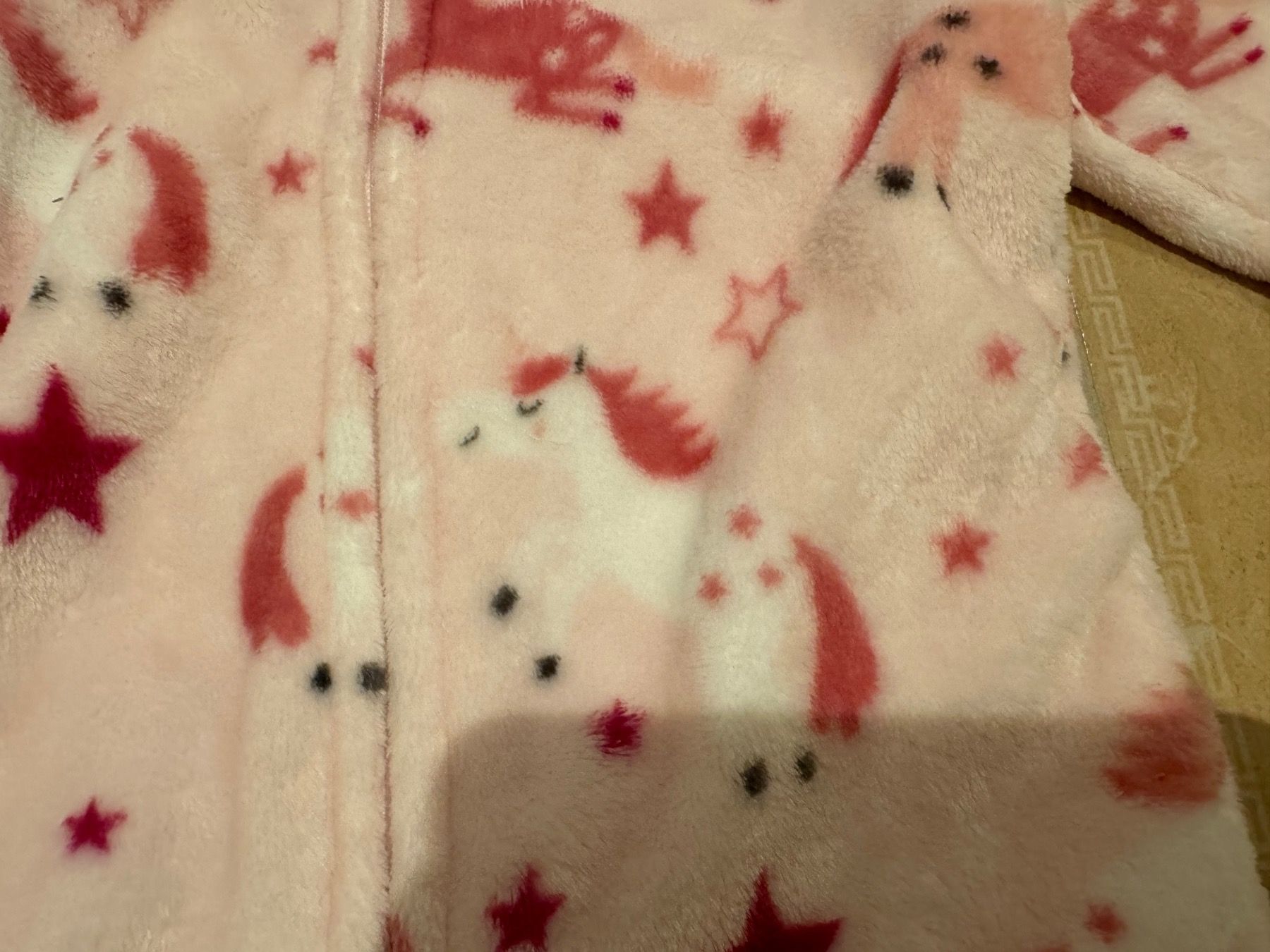 Pigiama & Simili: C&A neuer Einhorn Jumper, 4j 104 – Usato da Klingnau venduto da Markus14 2