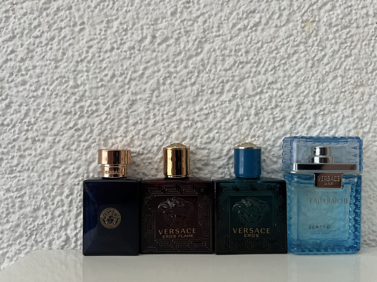 Versace Parfum & Eau de Toilette: Miniaturflakons von Versace – Neu (gemäss Beschreibung) aus Rümlang von arg_5mlz