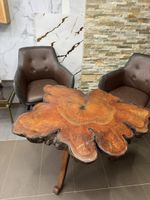 Massiver Baumstamm-Couchtisch / Beistelltisch aus Echtholz –