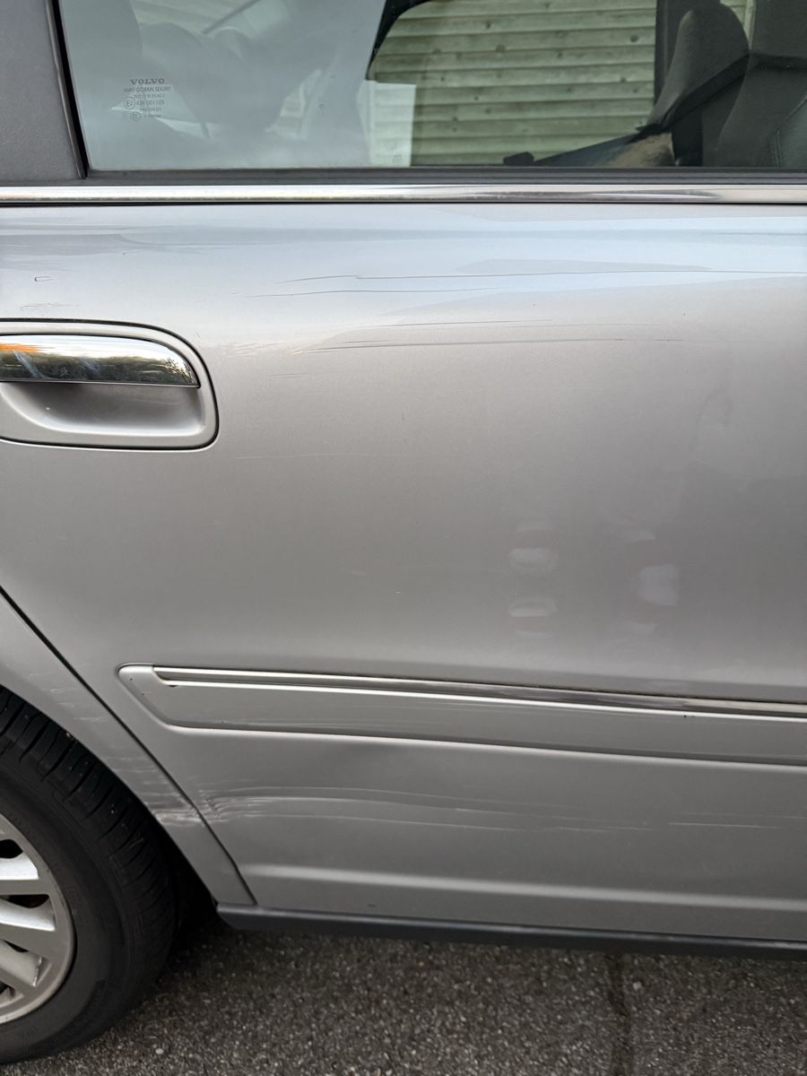 Volvo Automobili: Volvo S80 V6 – Usato da Wilen b. Wollerau venduto da lor_5nmv 5