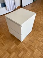 Weisser Nachttisch von Ikea - Sehr guter Zustand