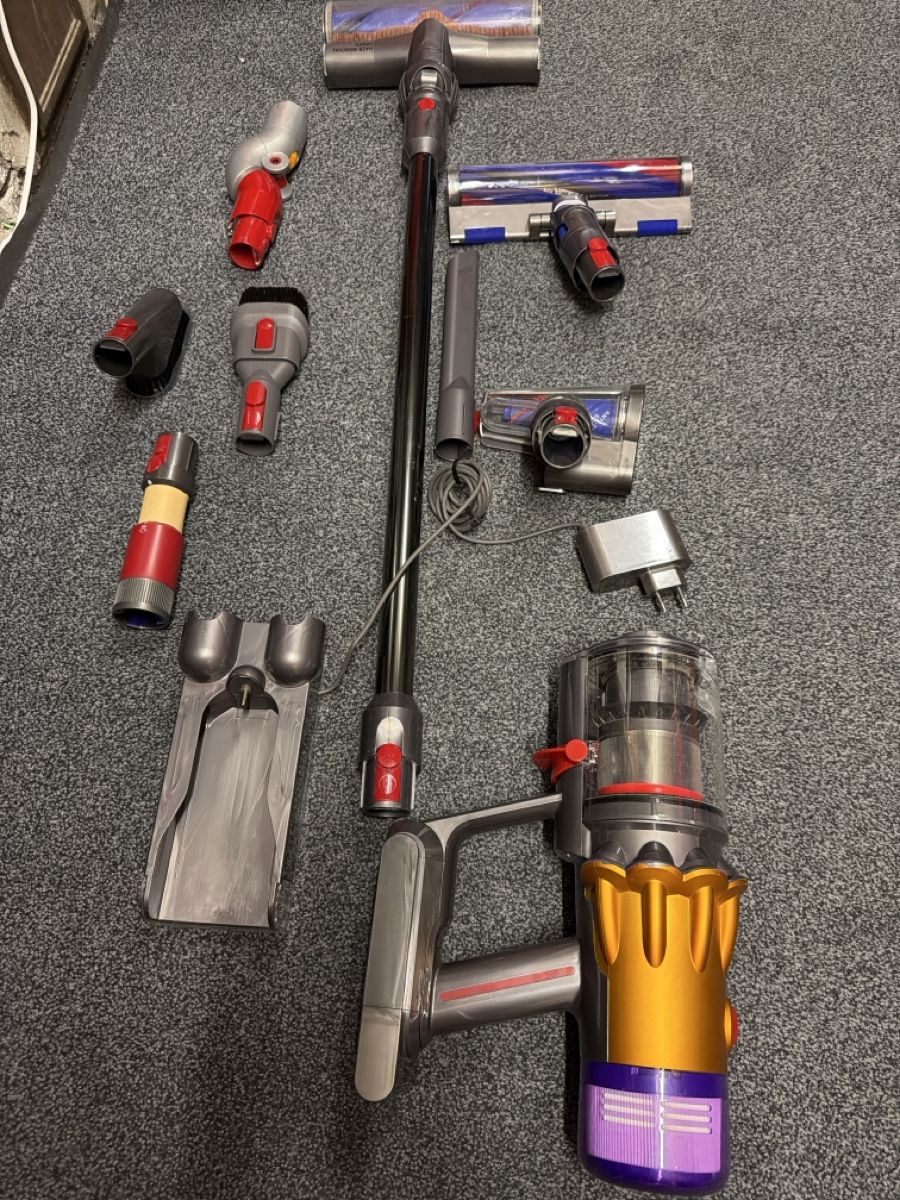 Dyson Staubsauger & Zubehör: Dyson v12 slim absolute  – Gebraucht aus Landquart von Nnf007 4