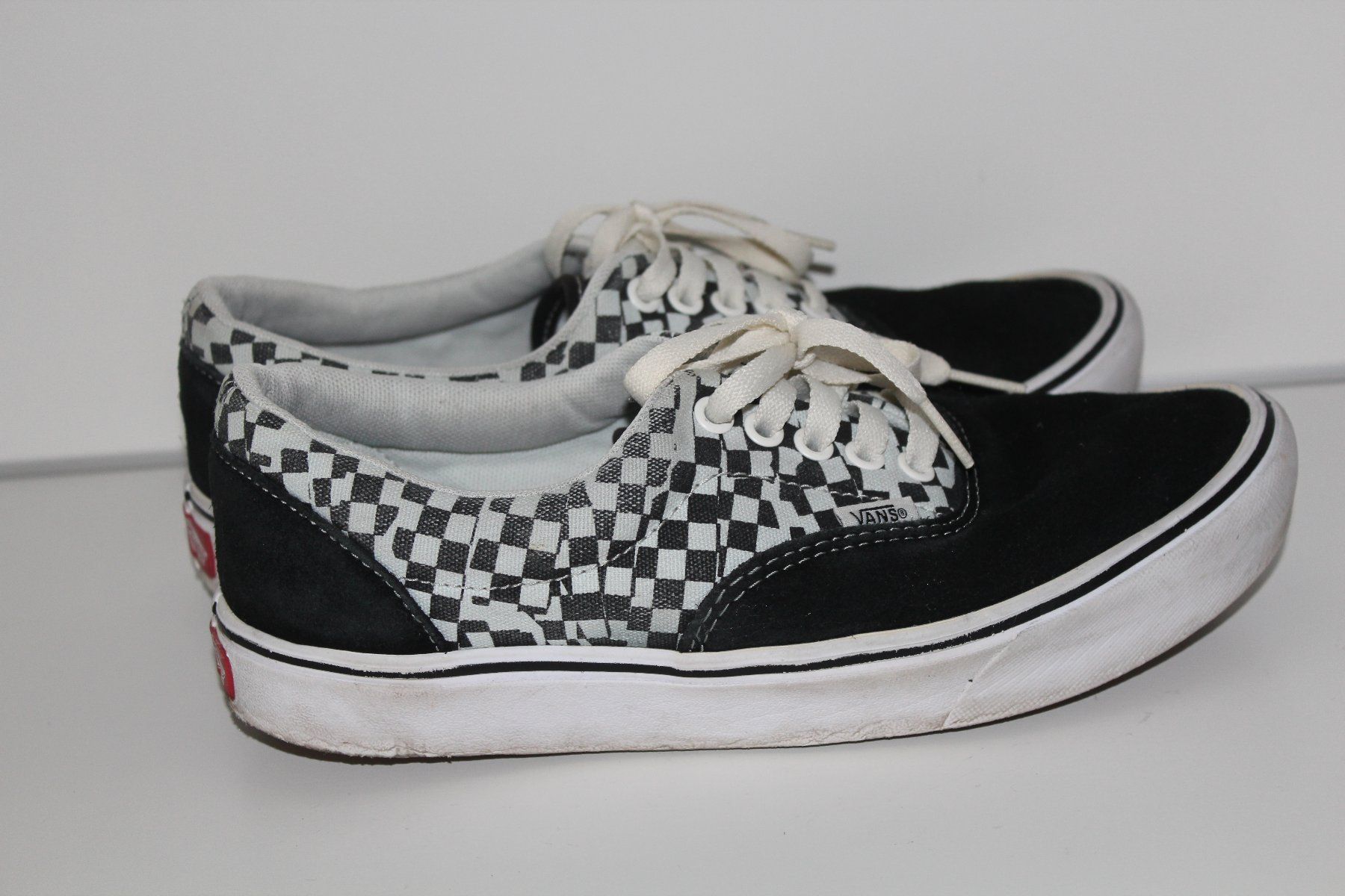 Vans Scarpe da donna: Vans Schuhe Gr.40 – Usato da zürich venduto da kira.jj