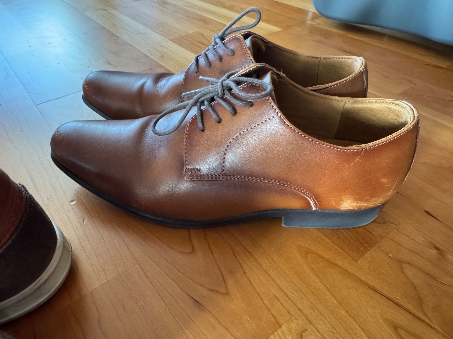 Scarpe per ragazzi: 2 Paar Kinderschuhe 39 und 40 – Usato da Schüpbach venduto da digase 2