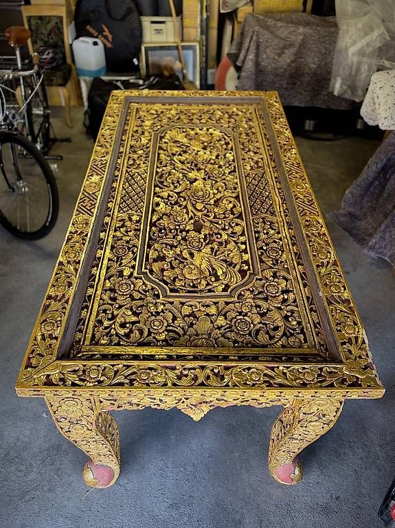 Tische: Antiker Schmucktisch Holz Gold - Preis verhandelbar – Gebraucht aus Muri b. Bern von MVW