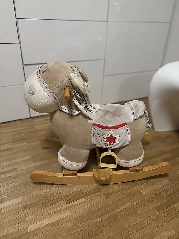Altre altalene da giardino: Schaukelesel / Schaukelpferd beige mit Holz – Usato da Zürich venduto da natalson 1