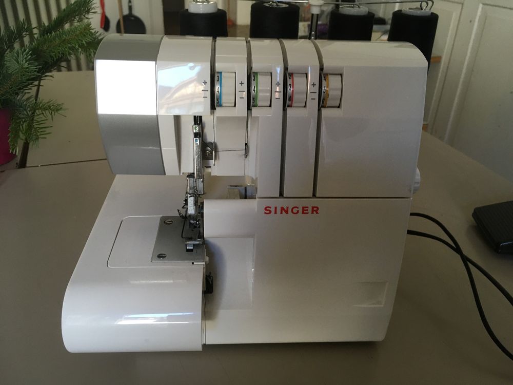 Singer Overlock Nähmaschine 14SH754 | Kaufen Auf Ricardo