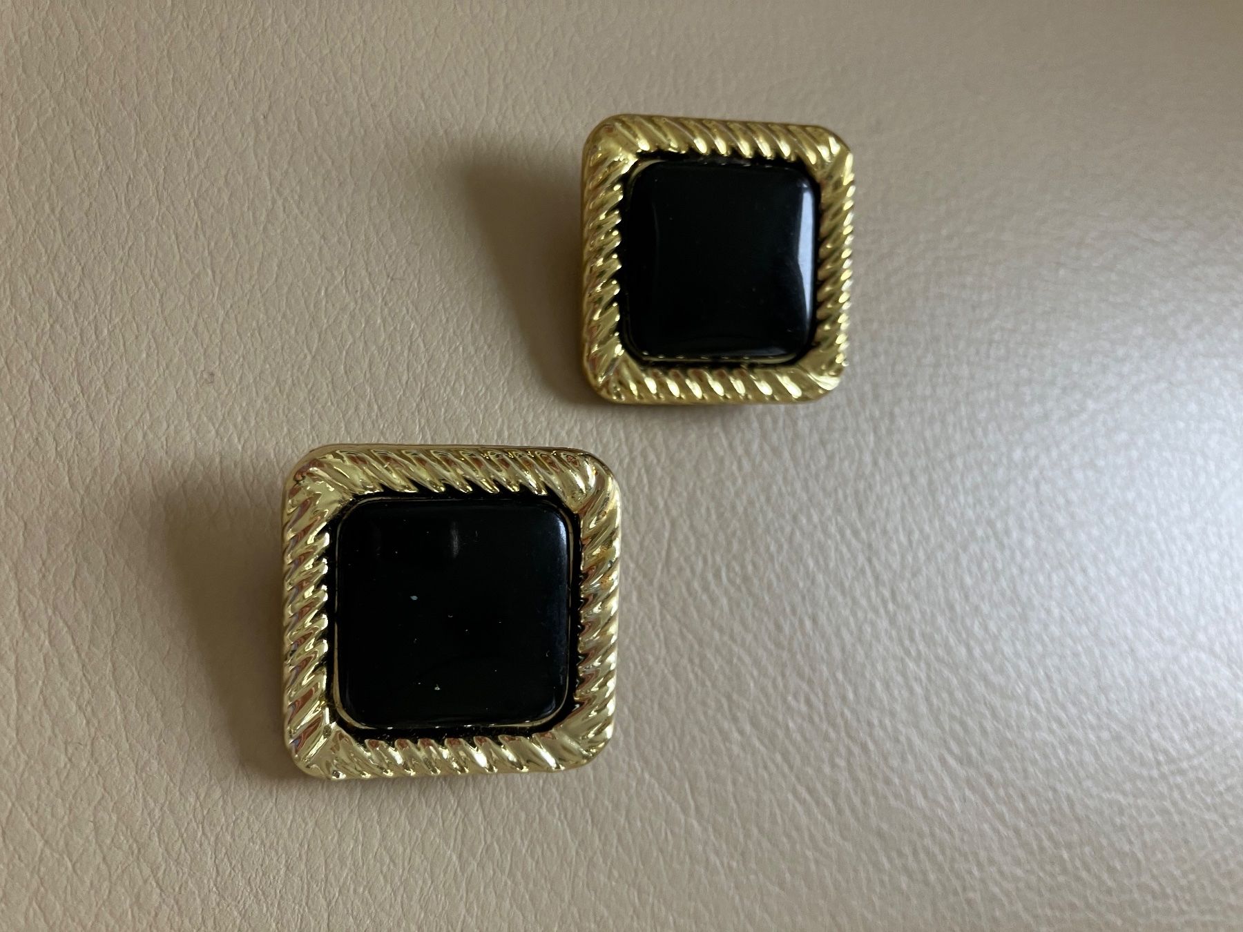 Boucles d'oreille: Vintage Ohrclips – D'occasion à Walchwil par Maxana 2