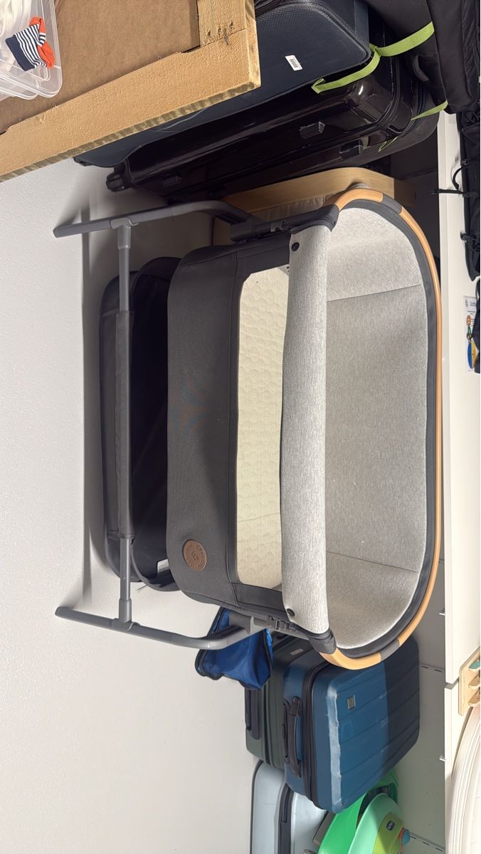 Letti: Stylish Next2Me Crib by - Almost New! – Usato da Unterägeri venduto da mcv_wc2q