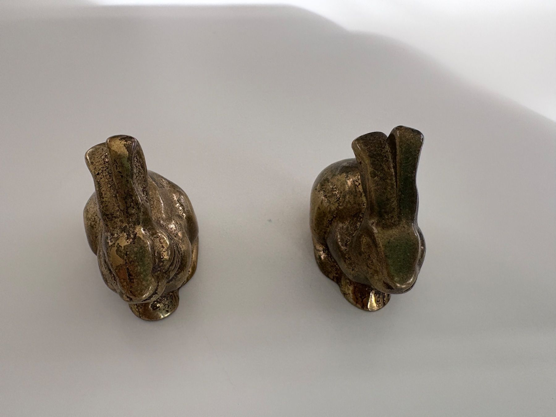 Figuren: 2 Figurines de lapin en laiton, décoration – Gebraucht aus Lausanne von opi_92cn 7