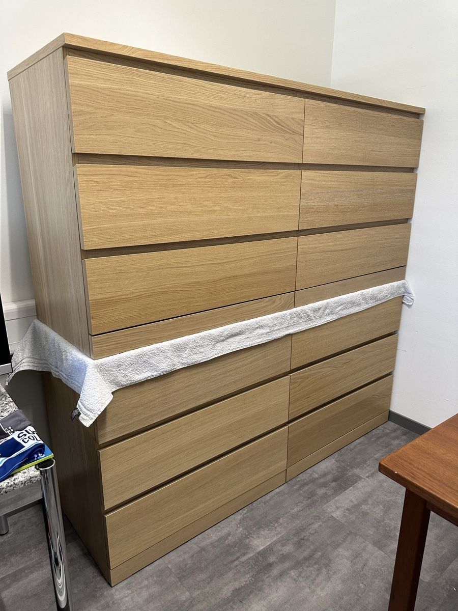 Ikea Commodes: 2x IKEA MALM Kommode Eichenfurnier – D'occasion à Muttenz par Tschulietta_105 1