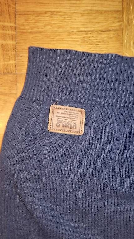 Pulls & Sweat-shirts: Pull avec grand col – D'occasion à Cernier par seb_lqc6 1