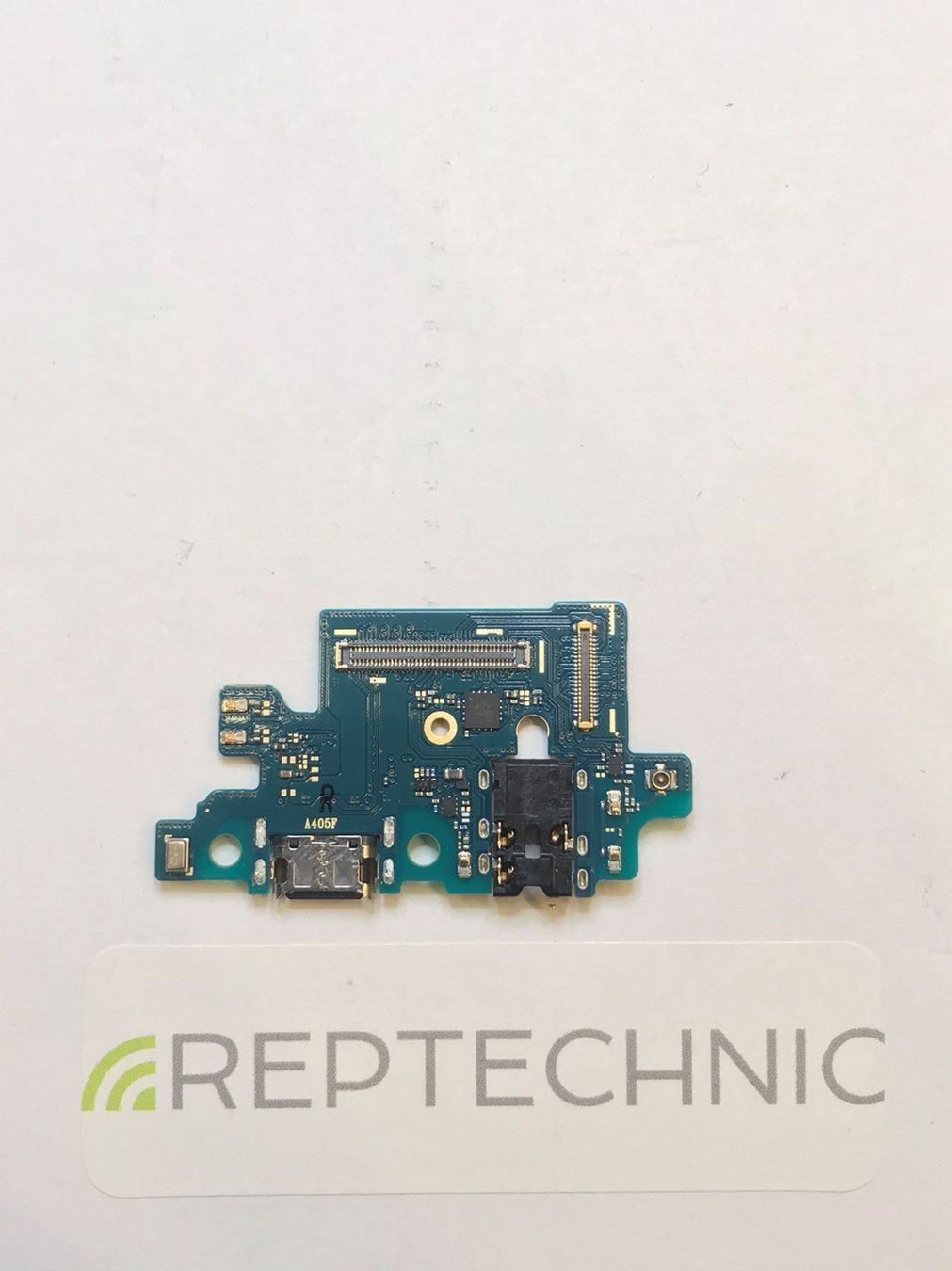 Samsung Telefoni cellulari / Smartphones: Samsung Galaxy A40 Ladebuchse – Nuovo e nell'imballaggio originale da bern venduto da reptechnic