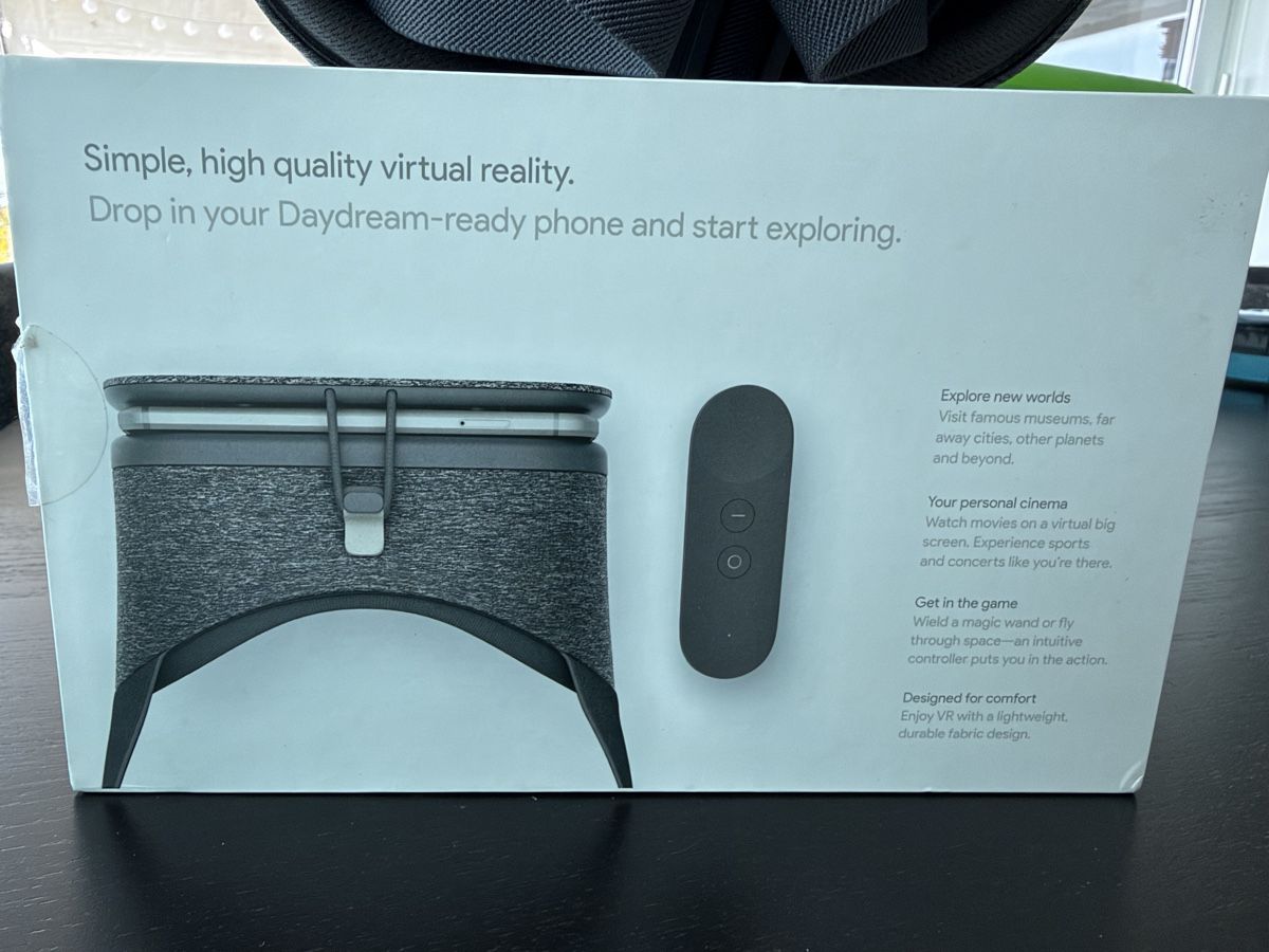 Casco VR: Google Daydream View VR Headset grau mit Controller – Nuovo (secondo la descrizione) da Zürich venduto da auk_hz8f 1
