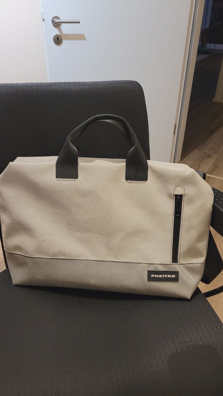 Freitag Taschen: Freitag Tasche – Neu (gemäss Beschreibung) aus Dällikon von fra_kbj6