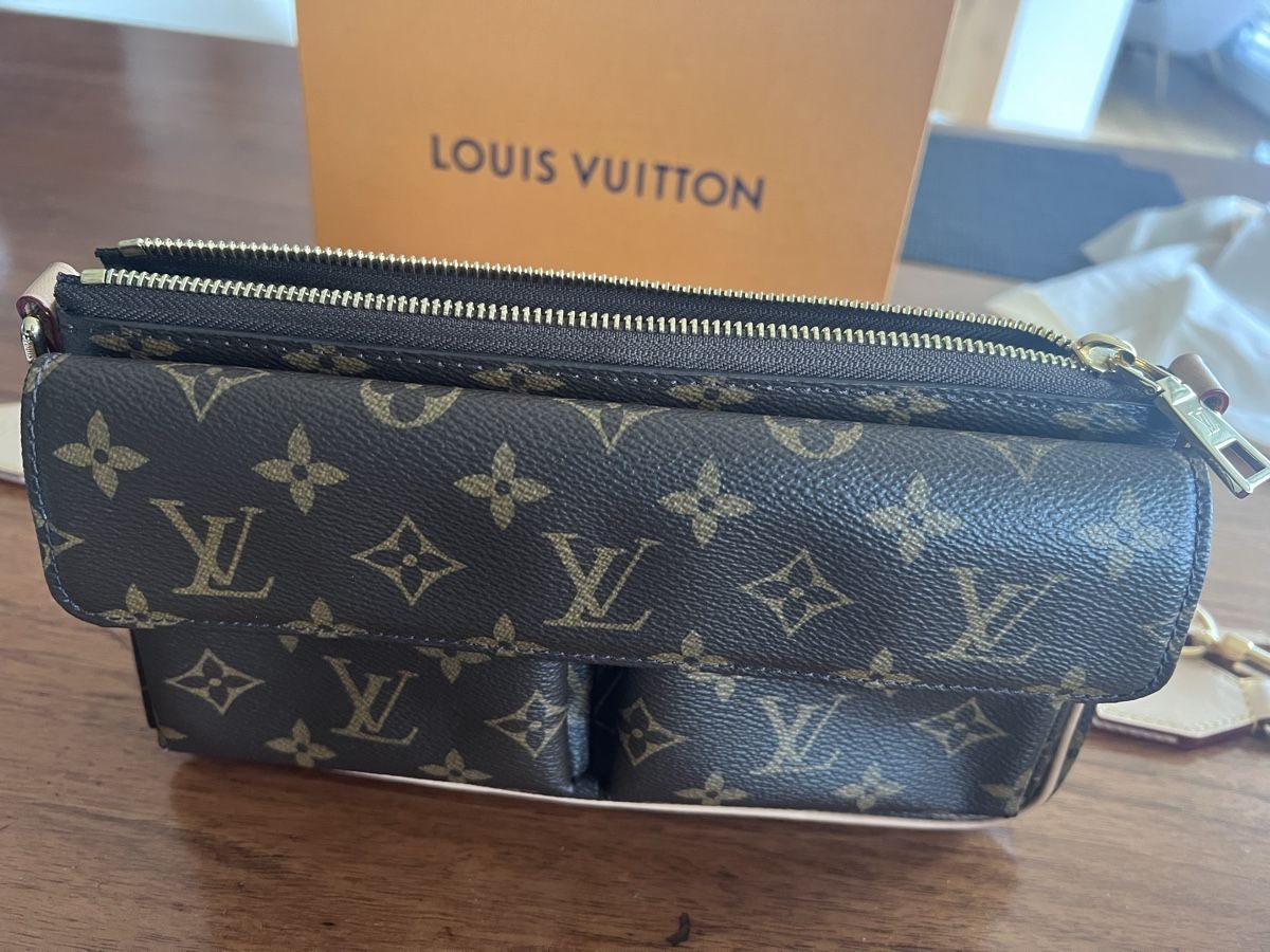Louis Vuitton Sacs femmes: Louis Vuitton Vivacité – Neuf (Voir description) à Eggenwil par London72 2