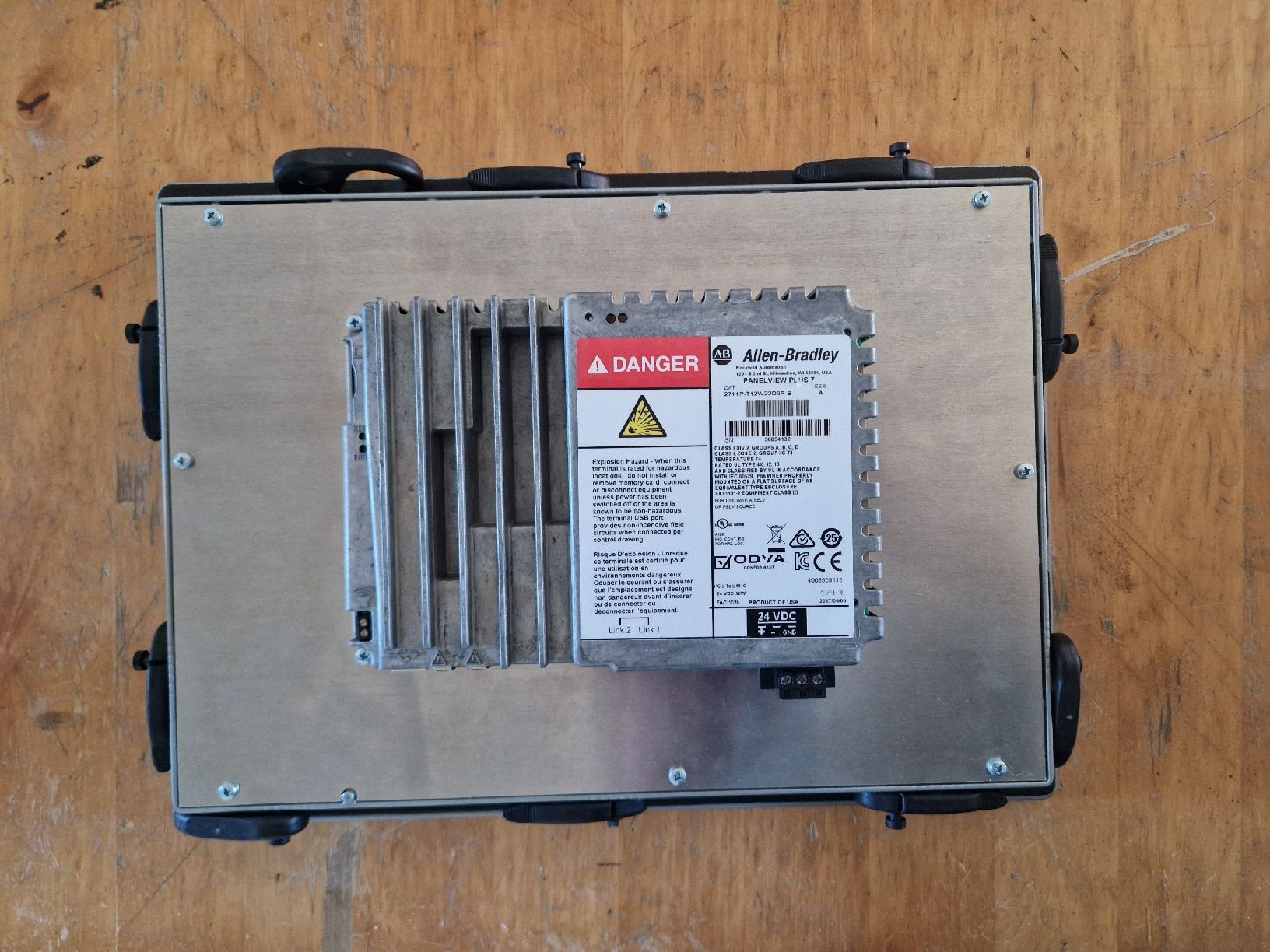 Elektronikbauteile: Allen-Bradley PanelView Plus 7. – Gebraucht aus Bülach von MyF_6yhq 1