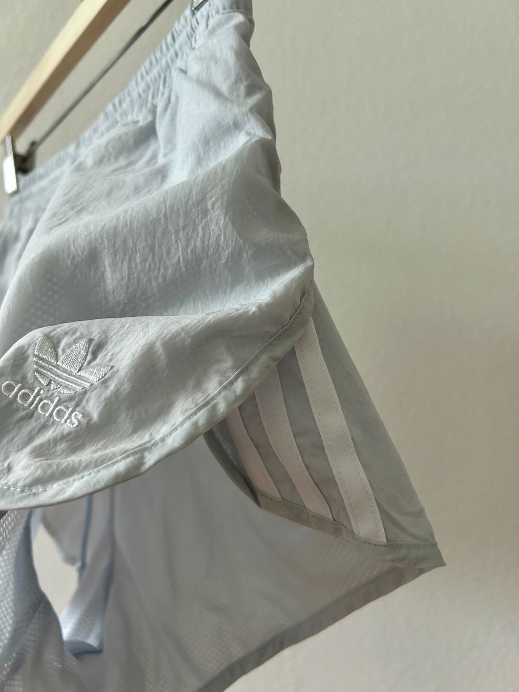 Adidas Pantaloni: ADIDAS shorts – Usato da Zürich venduto da _nathalie_ 1