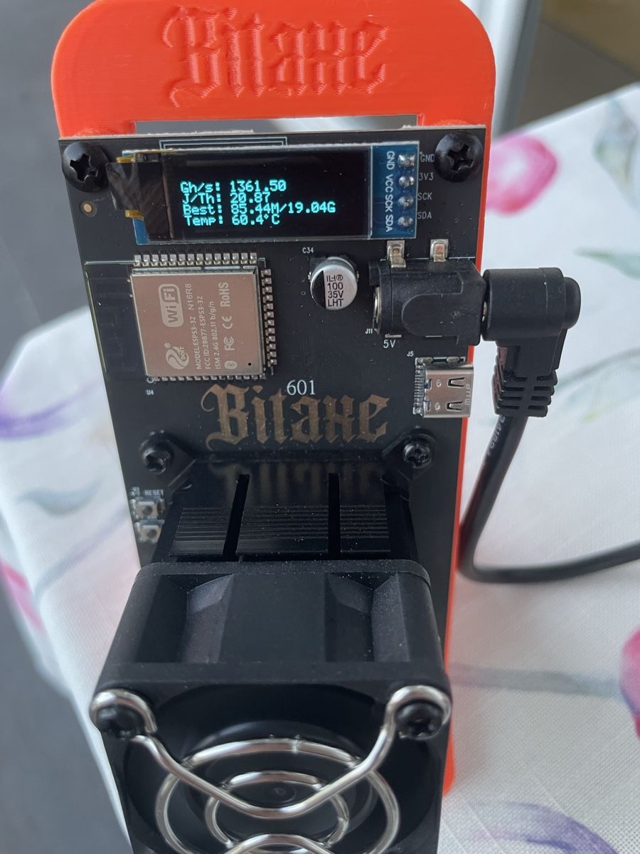 Coin Miner: Bitaxe Gamma 601 Bitcoin Miner – Neuf (Voir description) à Uerikon par Mreut1 1