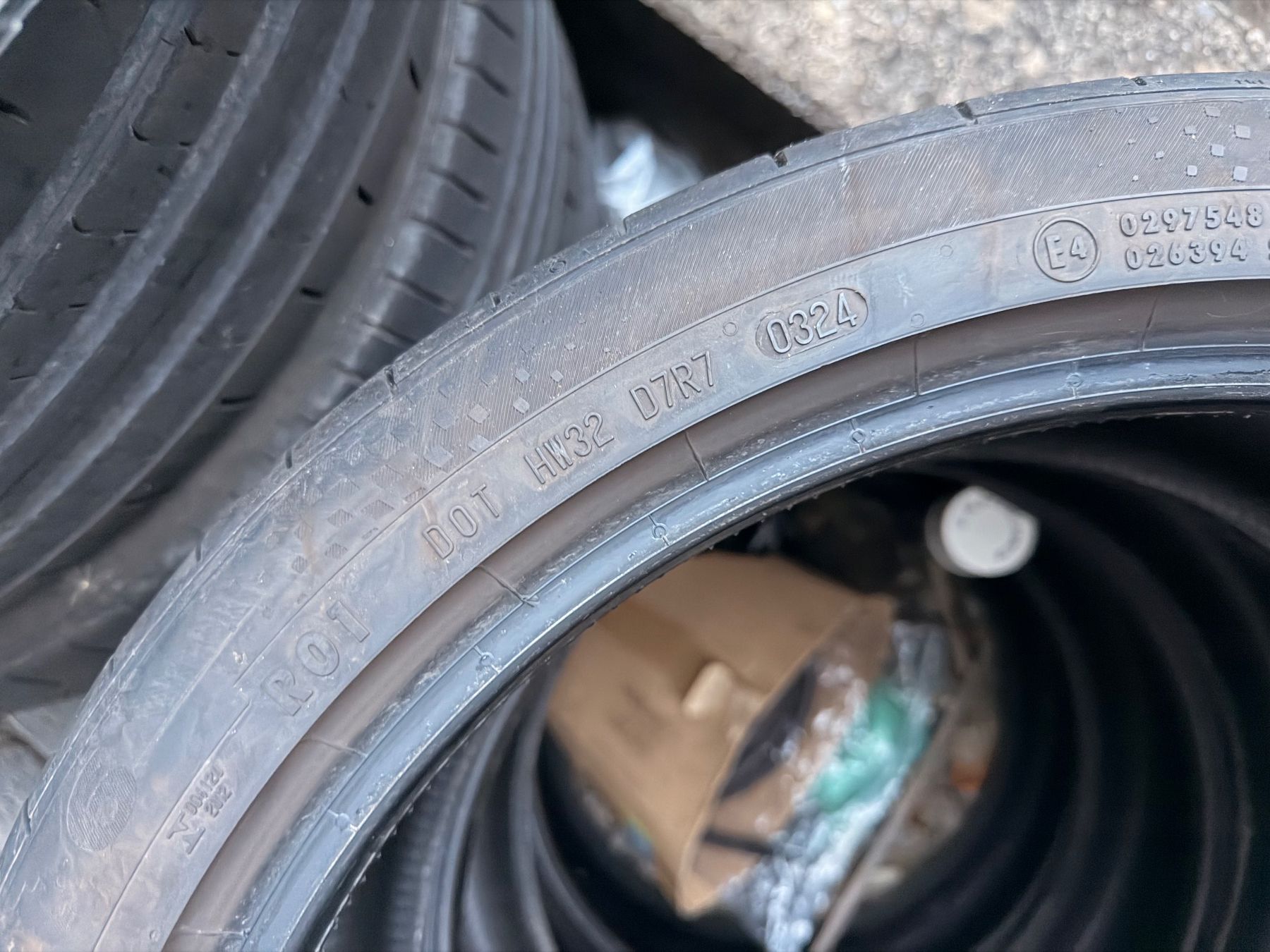Continental Pneumatici & Ruote complete: Continental 255/35 r19 2 Stück – Usato da Hendschiken venduto da kja_hmq6 3