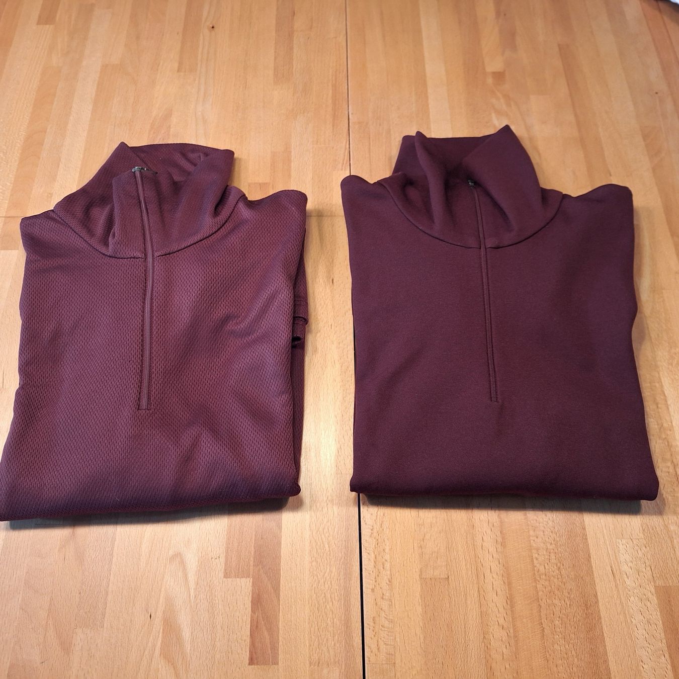 Pullover & Sweatshirts: -2- Herren Rollkragenpullover Gr. L, bordeaux – Gebraucht aus Schöftland von casalti
