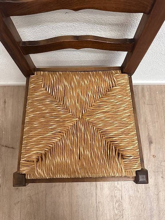 Stühle: Rustikale Holzstühle mit Binsengeflecht Landhausstil – Gebraucht aus Obernau von Arche_Noah_Brocki 5