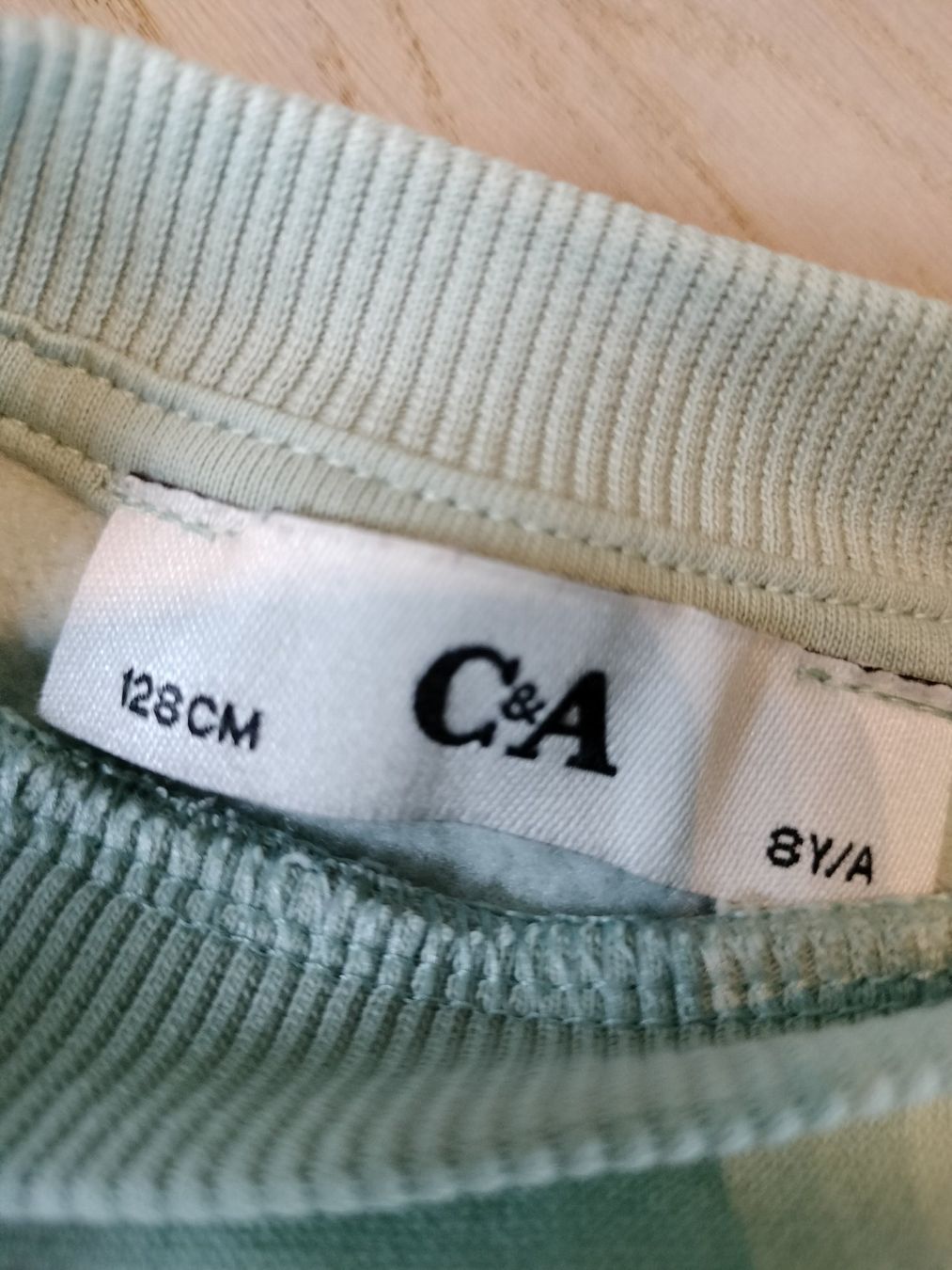 C&A Maglioni & Felpe: Pullover Grösse 128 – Usato da Neftenbach venduto da TheKringel 1