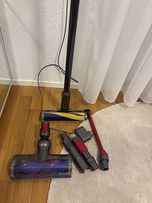 Dyson Aspirapolveri & Accessori: Dyson – Usato da Hausen AG venduto da maj_7tzb 1