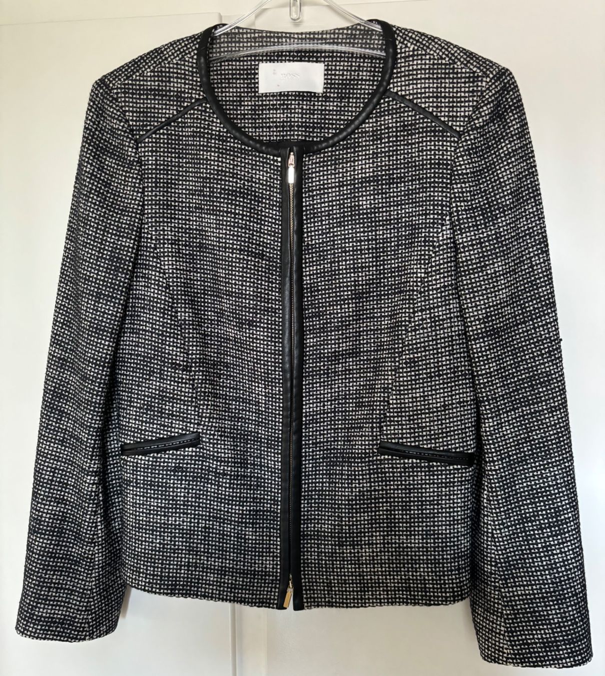 Hugo Boss Jacken: Blazer von HUGO BOSS – Neu (gemäss Beschreibung) aus Zürich von Tzhkely24
