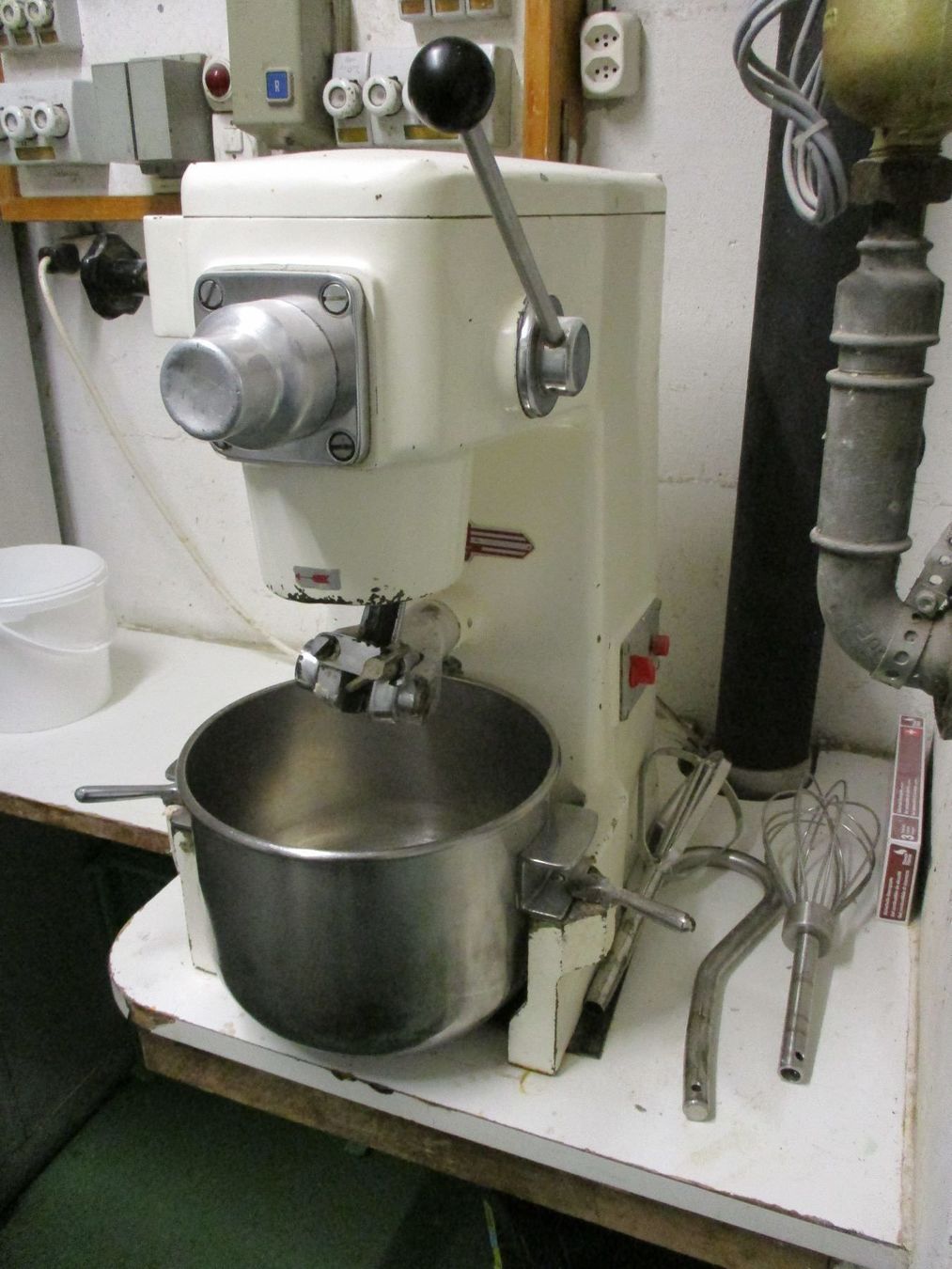 Elettrodomestici da cucina: LIPS C-Piccolo Universal-Küchenmaschine – Usato da Windisch venduto da Autogrammo 8