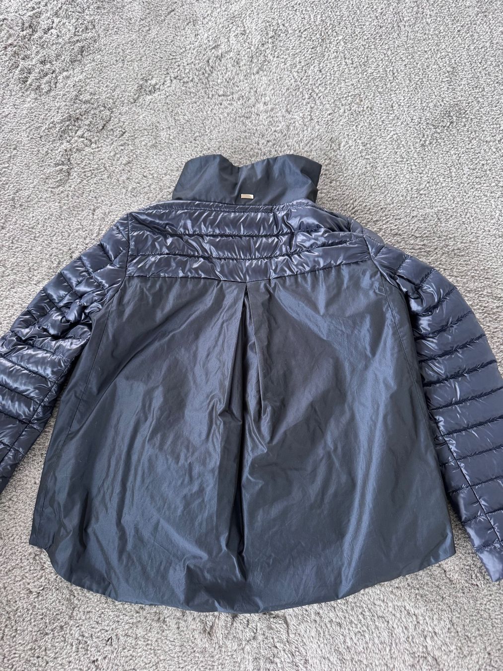 Herno Giacche: Wenig getragene Herno Übergangsjacke Gr. IT 42 – Usato da Herrliberg venduto da jan_lp69 1