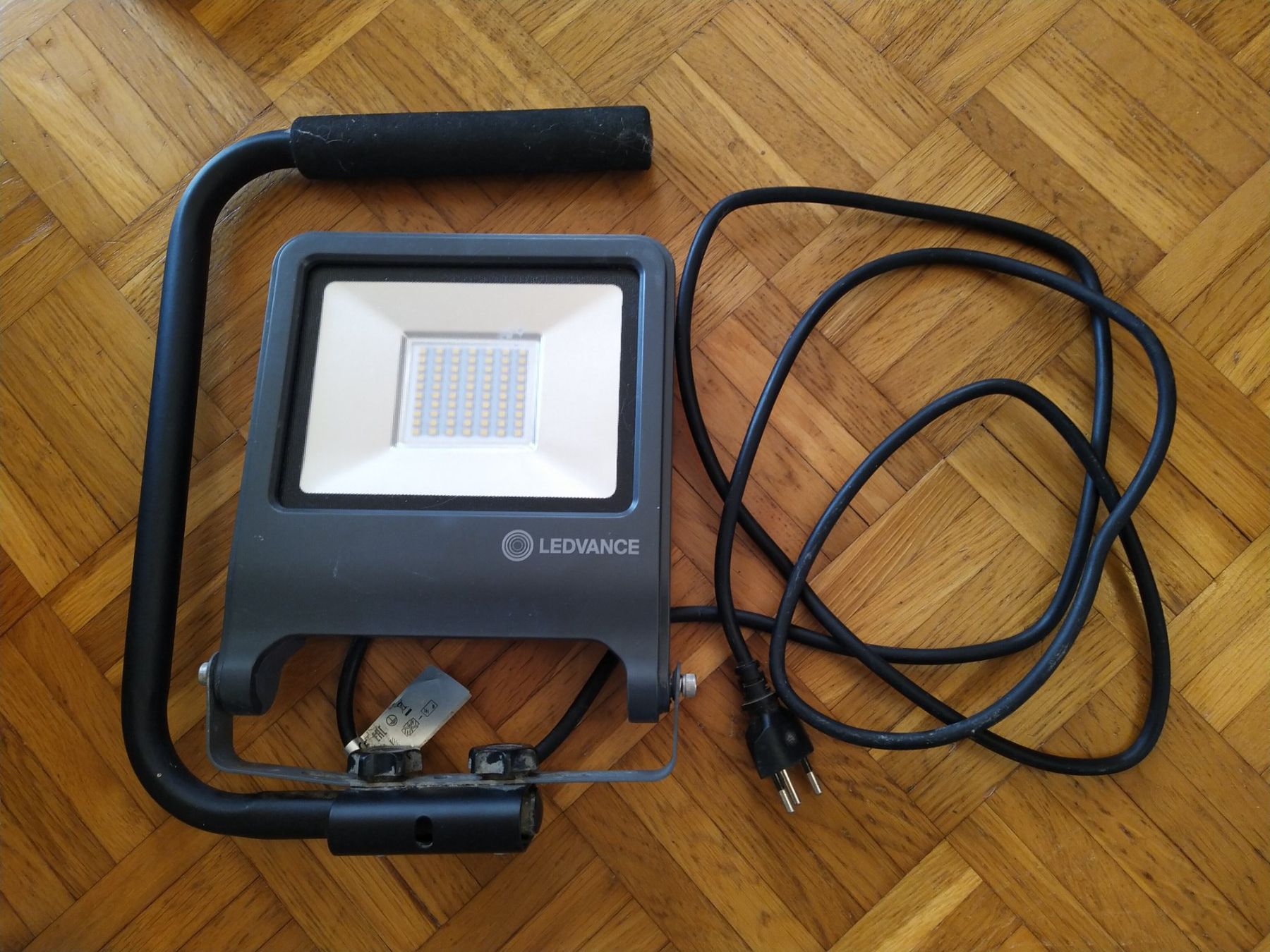 Lampade: LED Strahler LEDVANCE – Usato da Horn venduto da Leg_Nichof