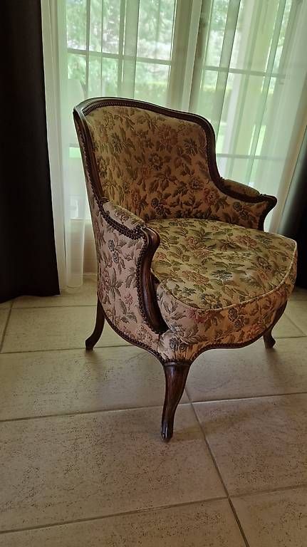 Poltrone: Fauteuil style Louis XV  bois sculpté – Usato da Grimisuat venduto da cde_j5hh 1