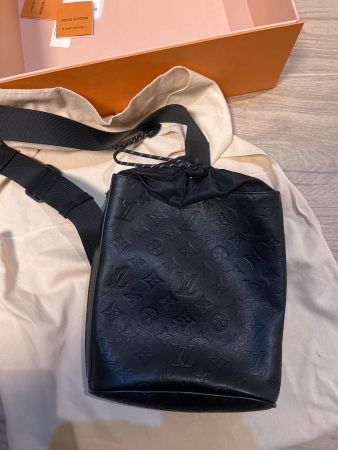 Louis Vuitton Chalk Sling Bag Monogram Shadow Black – M44633