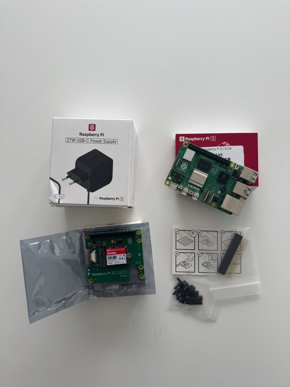 Raspberry Pi PCs: RaspberryPi 5 B 8GB Set mit 512GB HAT und Netzteil, original – Neu (gemäss Beschreibung) aus Diepoldsau von creativbox