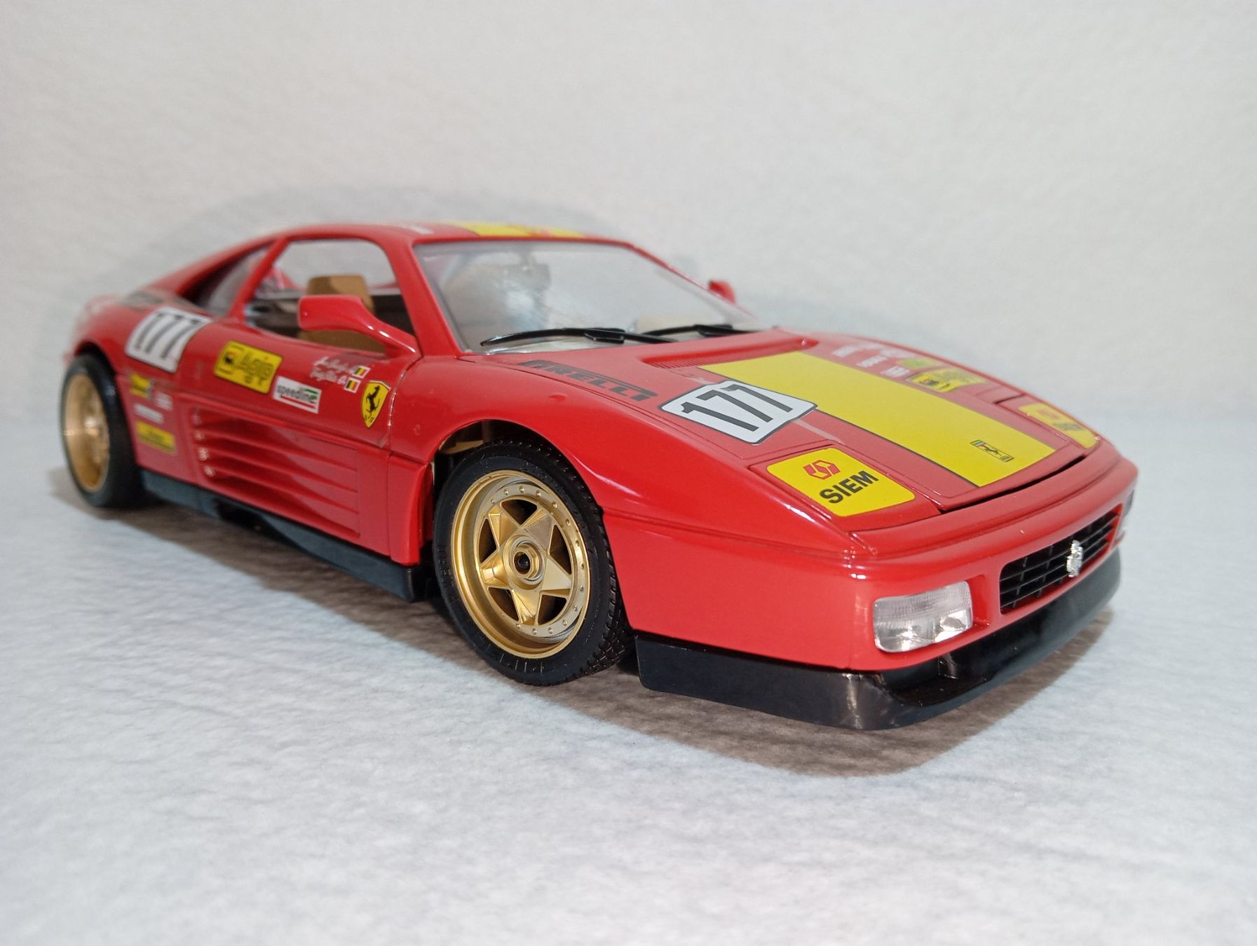 Bburago Modellini d'auto: Ferrari 348 tb  1989 Evolutione – Usato da Huttwil venduto da Secondtrain 1