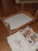 Puppenbett massiv Handarbeit ca 56 x 42 cm