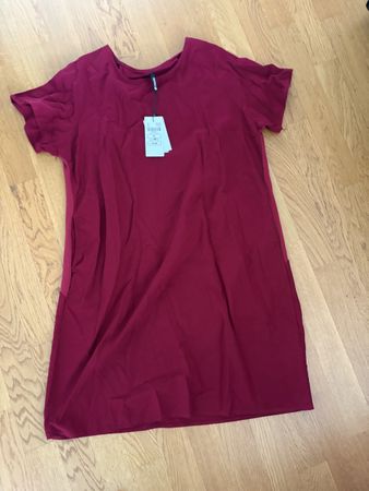 Neues Sommerkleid in Weinrot, Grösse XL / Kleid