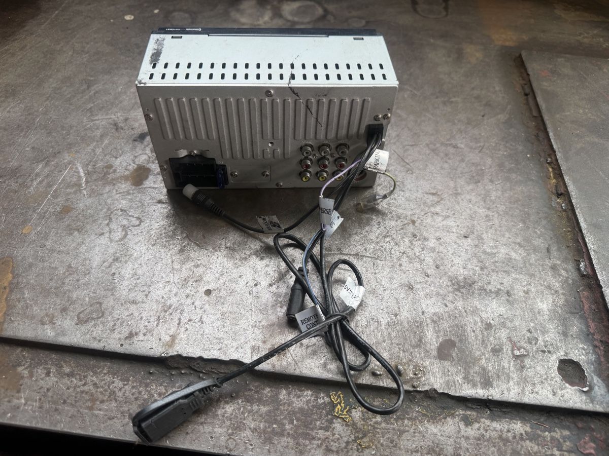 JVC Radio: JVC Radio 2Din mit BT – Usato da Widnau venduto da Gasser_Auto 1