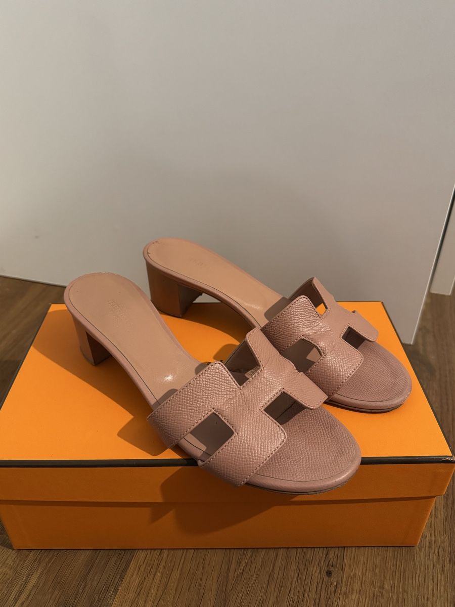 Hermès Chaussures femmes: Hermes oran sandals – D'occasion à Zürich par annysclo 1