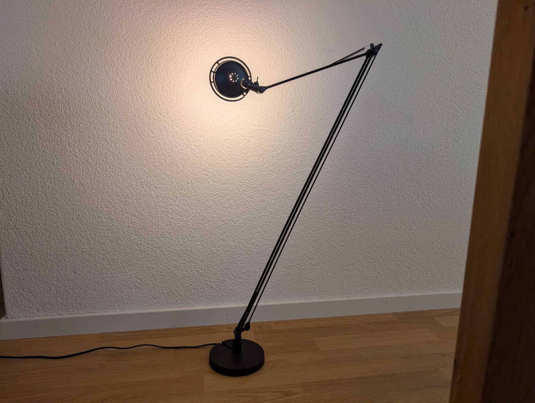 Luceplan Lampade: LUCEPLAN Berenice Floor Lamp Stehlampe Leselampe schwarz – Usato da Rotkreuz venduto da CRLNSC