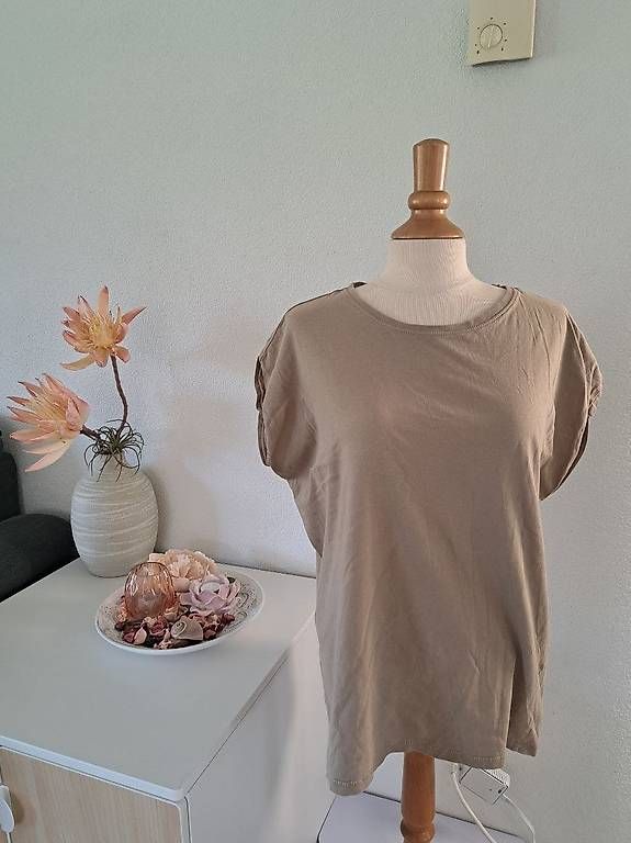 T-shirt: T Shirt M Grau – Usato da Rupperswil venduto da White-Dove